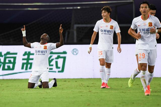 马竞再遇克星盼复仇 数据示巴萨小胜抢占先机